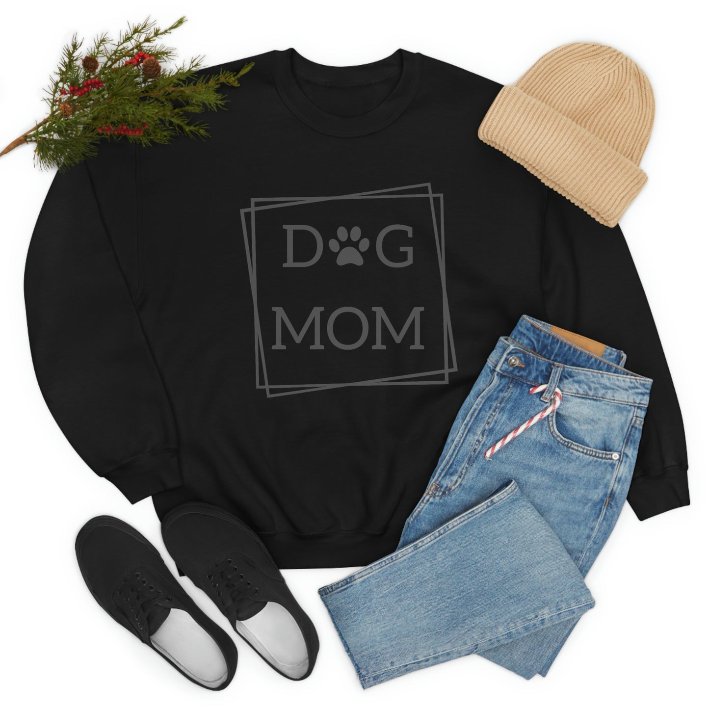 "Dog Mom" Unisex Heavy Blend™ Crewneck Sweatshirt