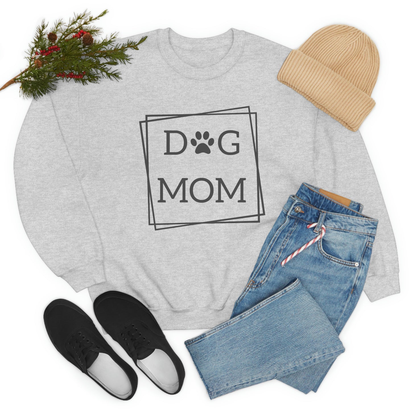 "Dog Mom" Unisex Heavy Blend™ Crewneck Sweatshirt
