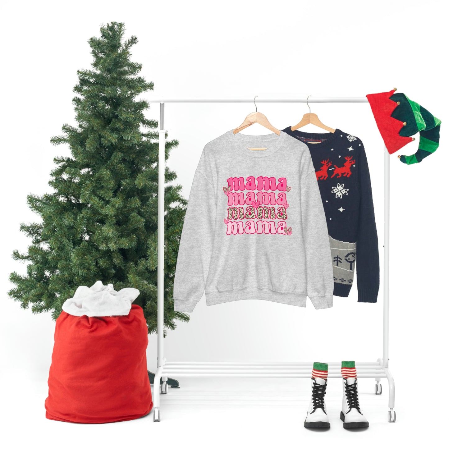 "Mama" Unisex Heavy Blend™ Crewneck Sweatshirt