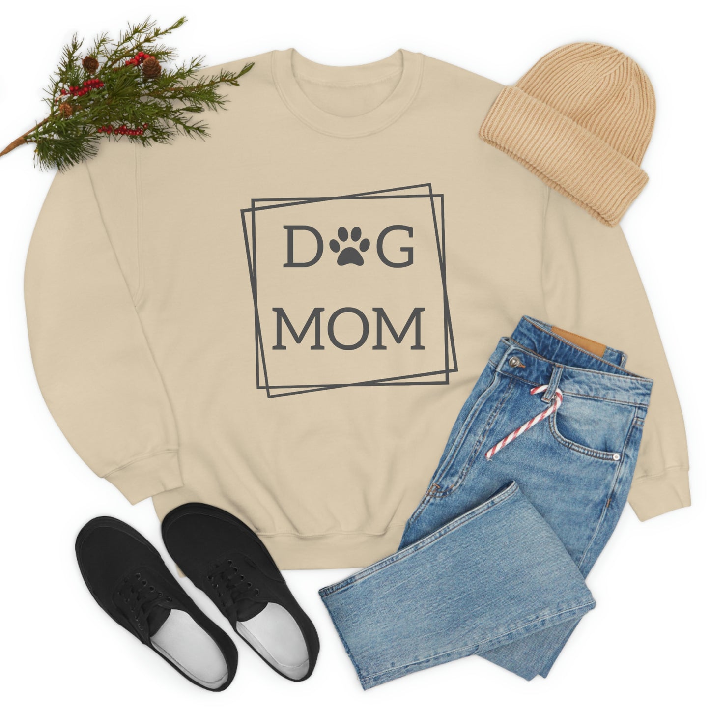 "Dog Mom" Unisex Heavy Blend™ Crewneck Sweatshirt